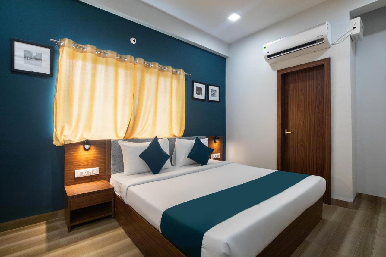 Hotel Ballfin Indore 인도르 외부 사진